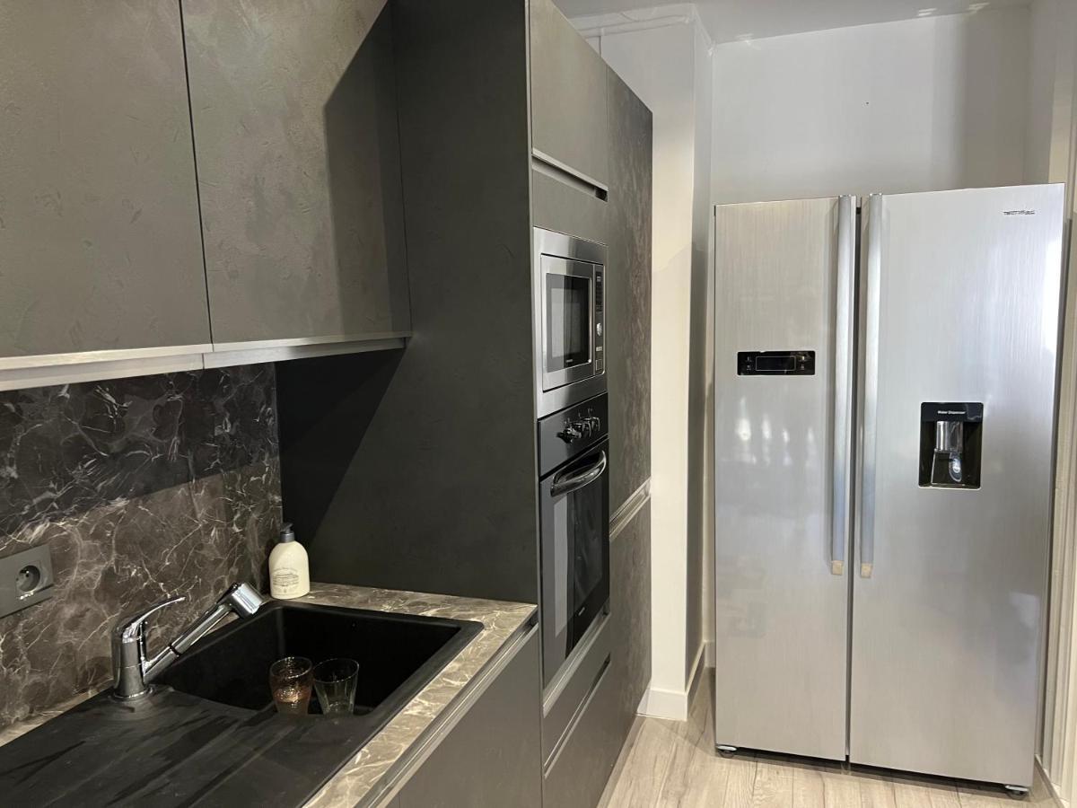 Gorgeous 2 Bedrooms Holiday Apartement Niza Exterior foto