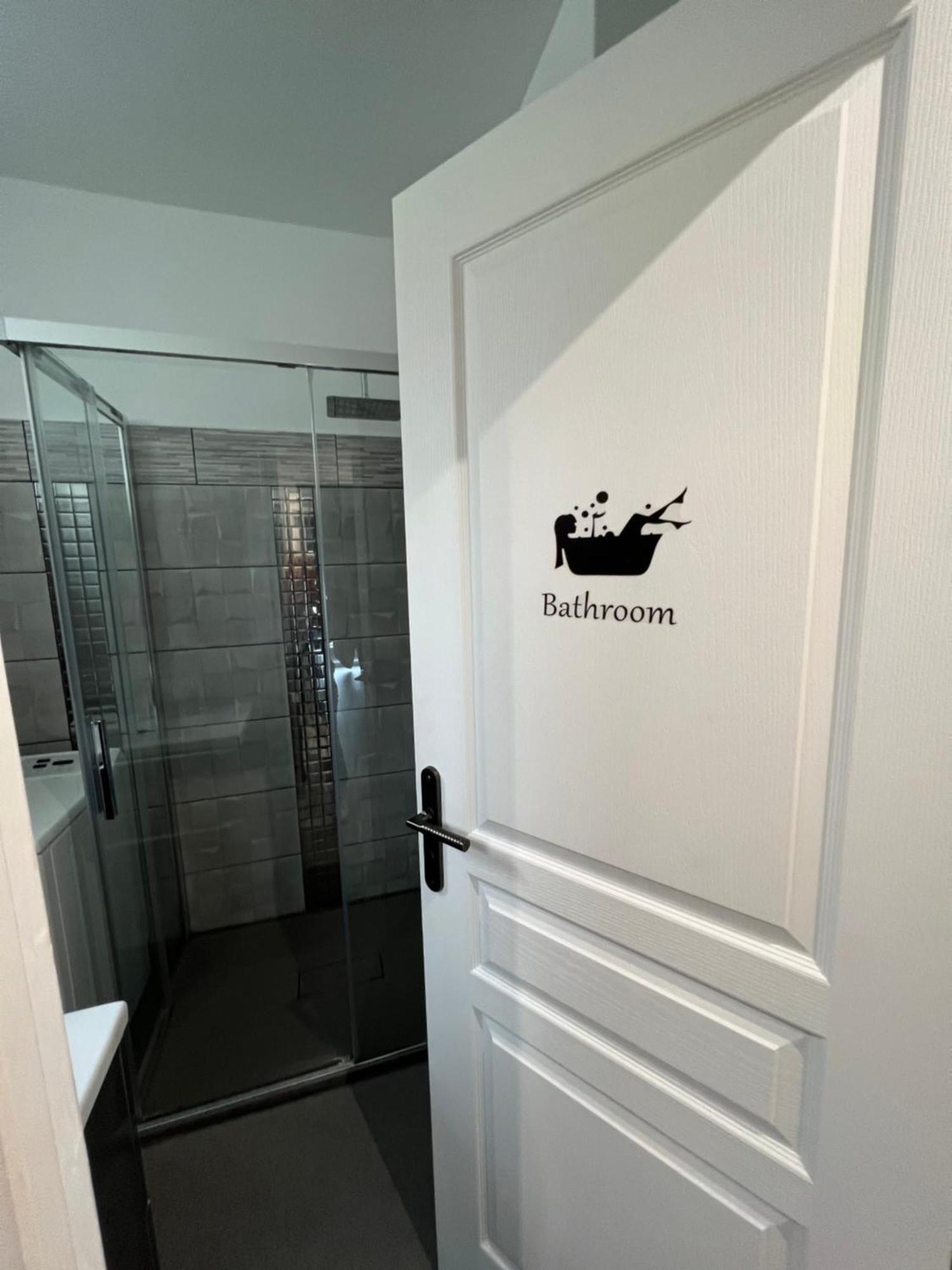 Gorgeous 2 Bedrooms Holiday Apartement Niza Exterior foto